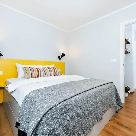 Jolanda For 4 People Near With Private Pool, Kids Playground & Large Garden - Only 850 M From Rovigno